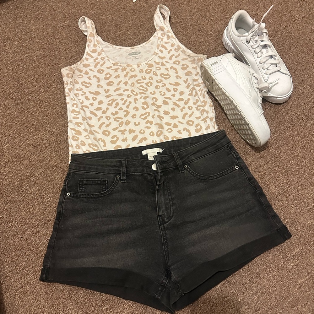 Black Jean shorts H&M